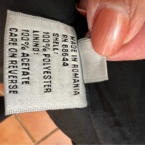 John Meyer of Norwich Scalloped Black Blazer 12P Coquette Corporate Y2K Tailored - Picture 6 of 7